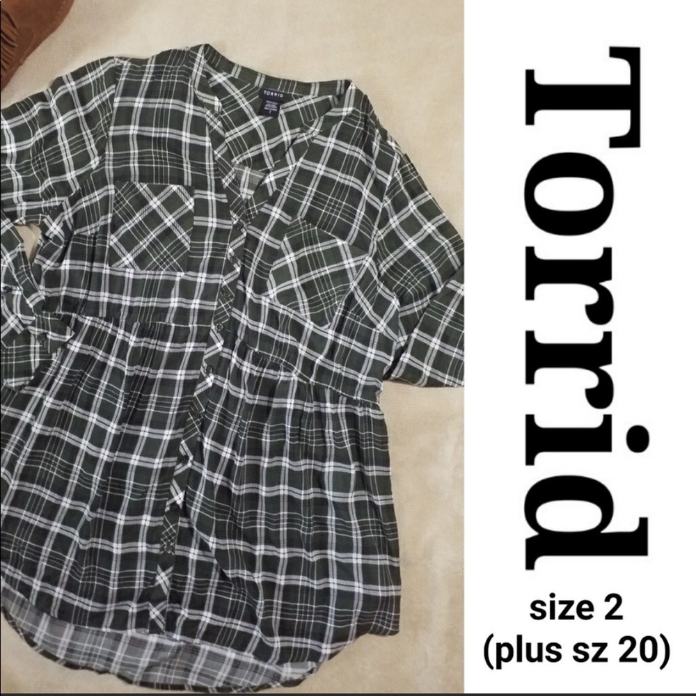 Torrid Size 2 Ema Babydoll Tunic - high low hem
